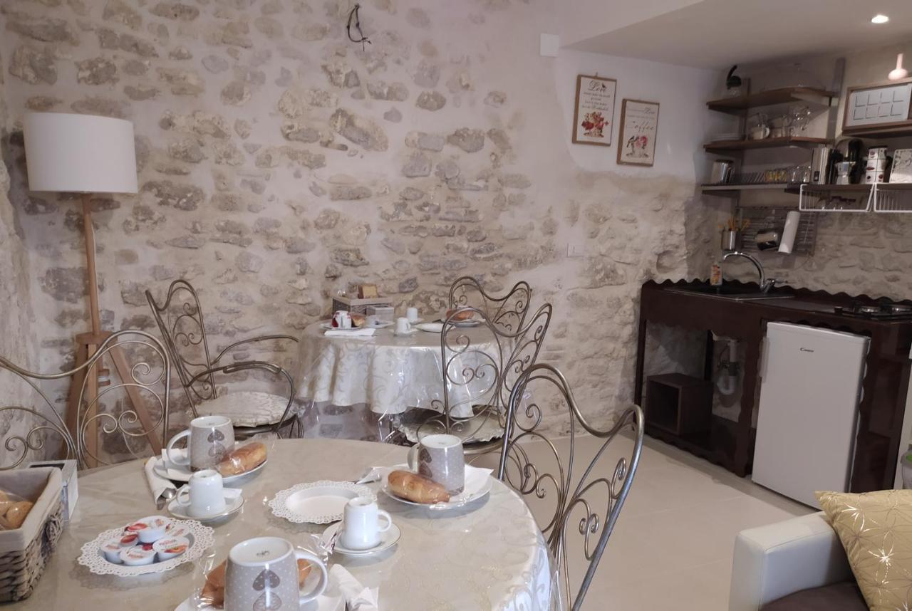 Bed and Breakfast Il Viandante Сульмона Экстерьер фото