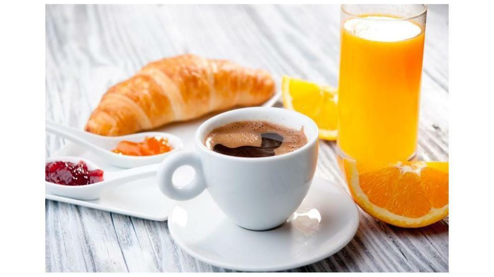 Bed and Breakfast Il Viandante Сульмона Экстерьер фото