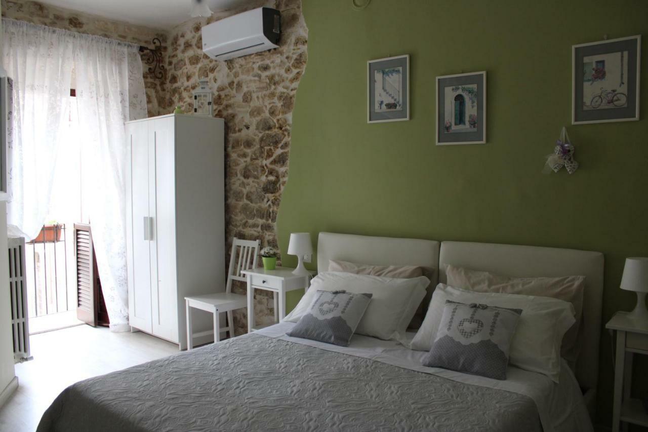 Bed and Breakfast Il Viandante Сульмона Экстерьер фото